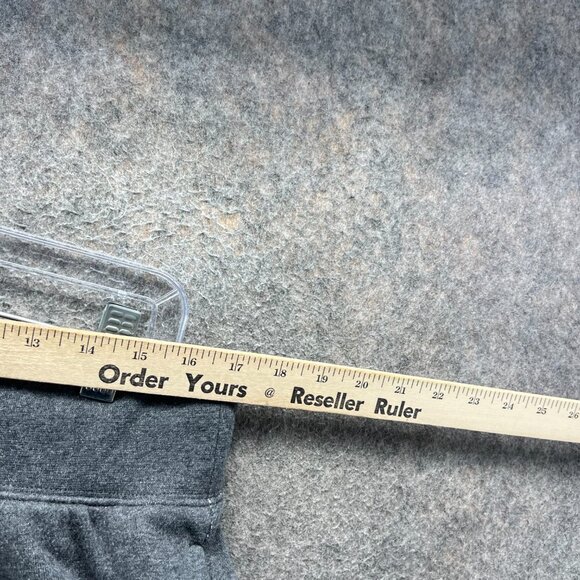 Champion Shorts Mens Large Gray Athletic Lounge Shorts Embroidered Logo Vintage - Picture 3 of 11